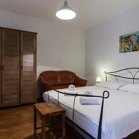 Apartment Hladilo 