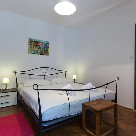Apartment Hladilo 